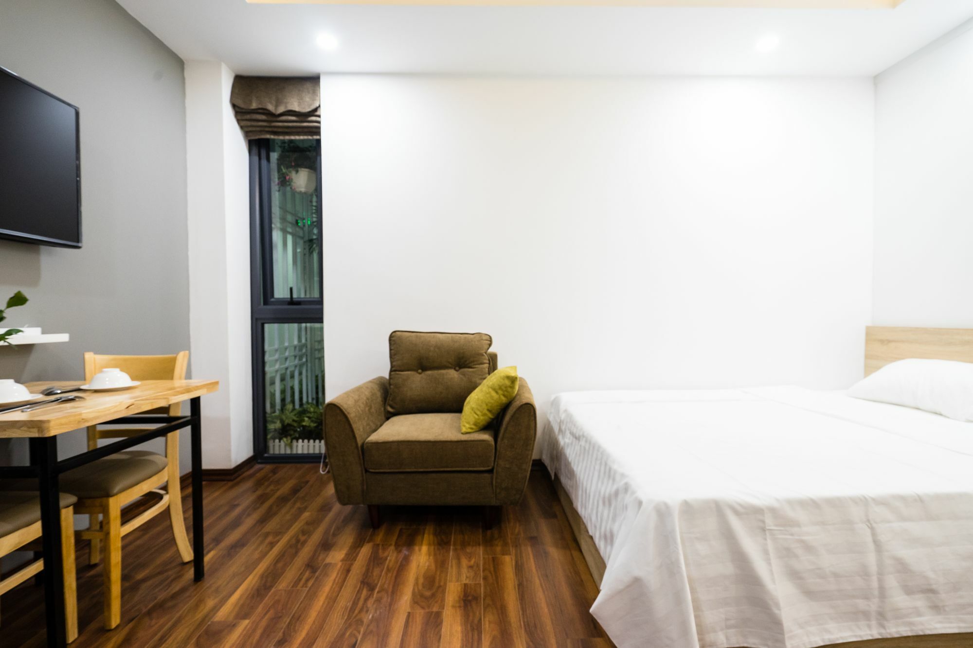 Ann House Hotel And Apartment Ханой Екстериор снимка