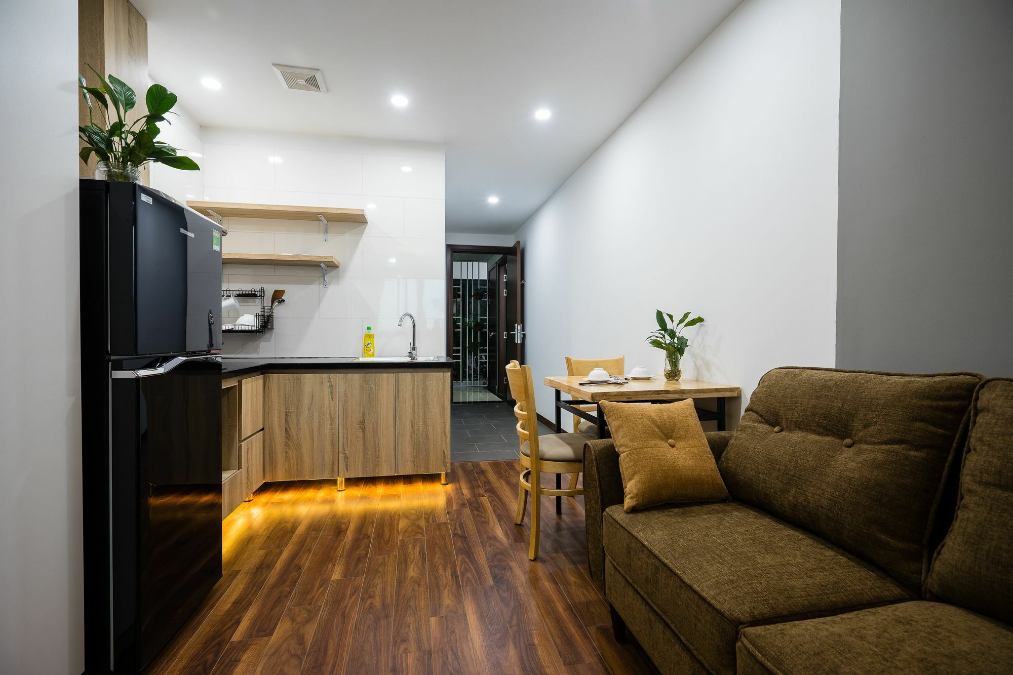 Ann House Hotel And Apartment Ханой Екстериор снимка